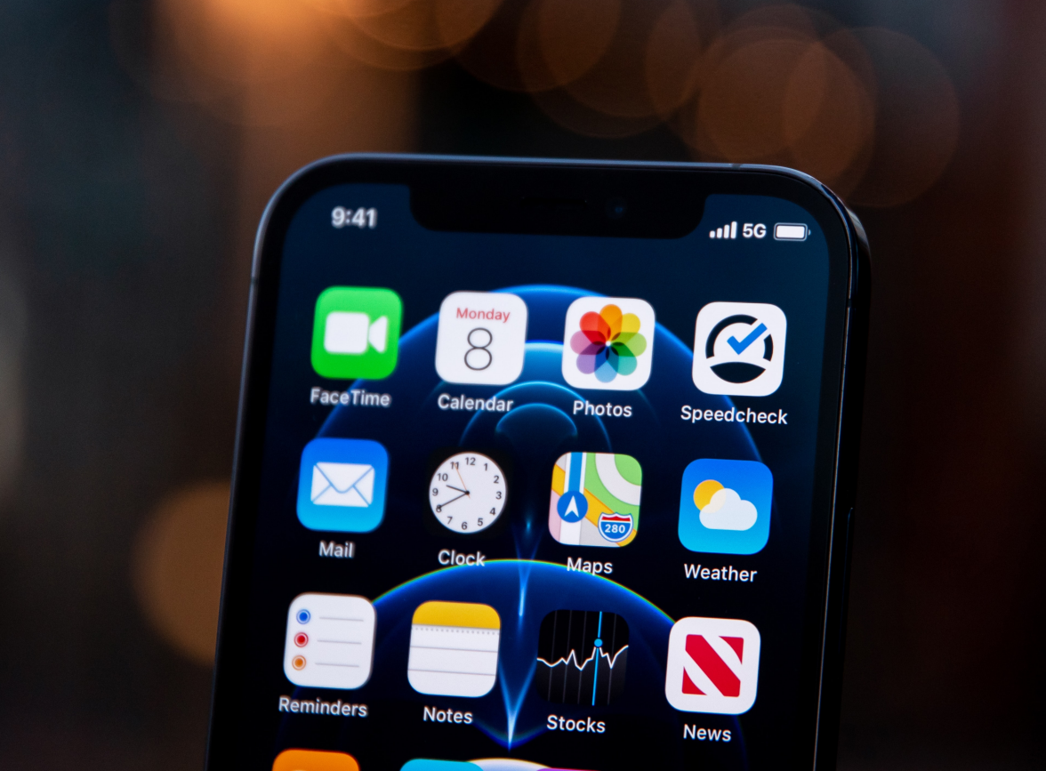 会理苹果手机维修分享为什么 iPhone 12 在冬季会自动关机 