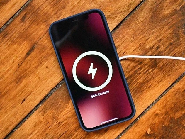 会理苹果手机维修分享iPhone 12可以随便充电吗 